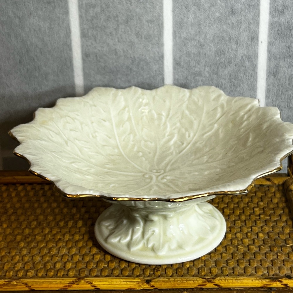 Whitehall Fine Porcelain Crown Classics Compote Footed Candy Dish